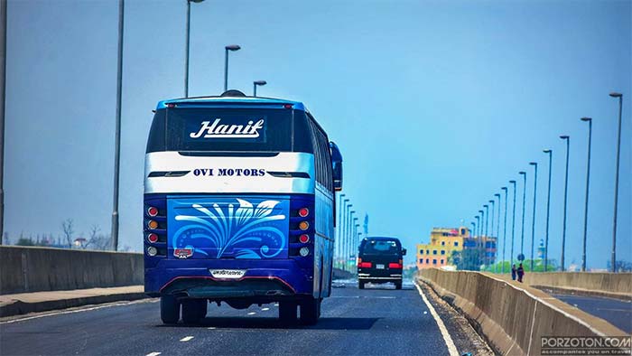 Hanif Enterprise Bus-Counter Dhaka to Sylhet.