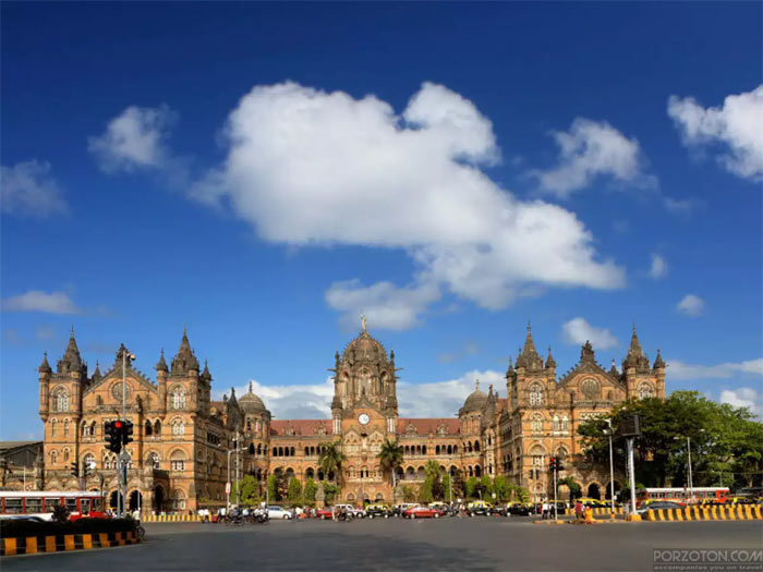 Chhatrapati Shivaji Maharaj Terminus—Top 10 Places to Visit in Mumbai