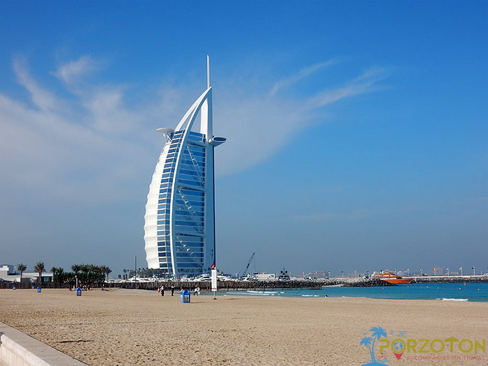 Jumeirah Beach: The Ultimate Travel Guide 2023 1